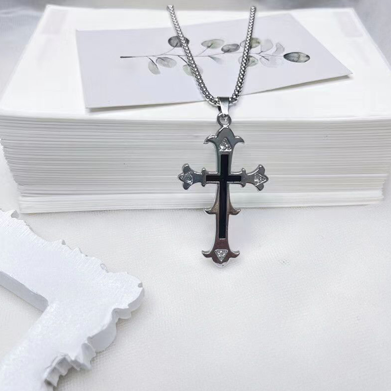 Collier pendentif croix chrome - Chrome Hearts Ring avis et prix