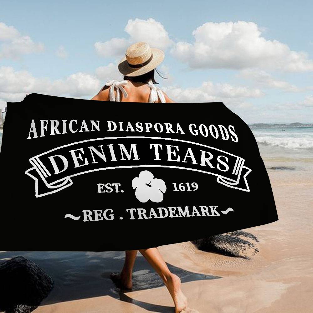 Serviette de plage en microfib - Streetwear Brand With Mountain Logo avis et prix